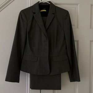 Ann Taylor - like new business suit